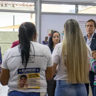 Exposición fotográfica. Día de las personas desaparecidas. Esperanza de Madre y CICR.
