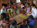 Colombia: agua y aulas para comunidades indígenas de Chocó en zonas de conflicto