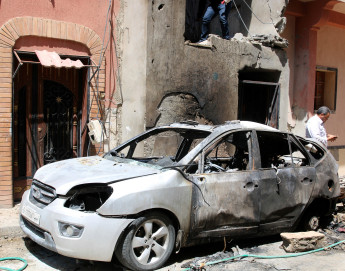 تحديث ميداني حول الوضع في ليبيا: اشتداد العنف يجبر آلاف الأشخاص على مغادرة منازلهم