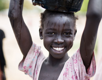 南苏丹：利用太阳能为1.5万人供水