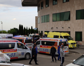 Armenia/Azerbaijan: Ambulances, medical supplies being sent to assist victims of explosion