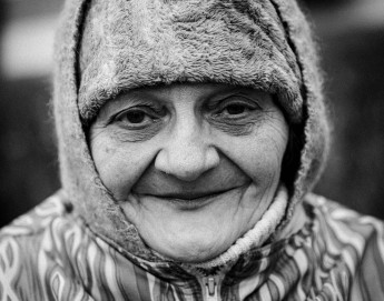 Ucrânia: os rostos das pessoas deixadas para trás em Bucha