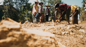 缅甸：在若开邦姆劳格-乌镇提供社区支持 带来积极影响