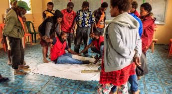 Community first aid responds to tribal fight injuries in Papua New Guinea