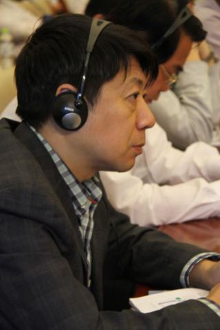 中国红十字会总会联络部副部长任浩