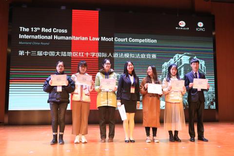 西北政法大学的60名学生为此次竞赛提供了志愿服务。