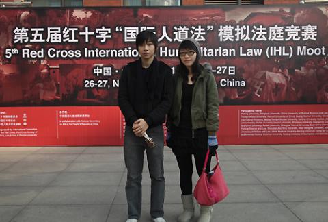 22岁的李雪儿希望将来可以在国际法领域有所发展，而模拟法庭竞赛正好提供给她一个近距离接触国际人道法的机会。