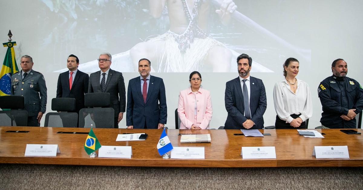 Seminário no Ministério da Justiça e Segurança Pública discute regulação do uso da força policial na América Latina Seminário no Ministério da Justiça e Segurança Pública discute regulação do uso da força policial na América Latina