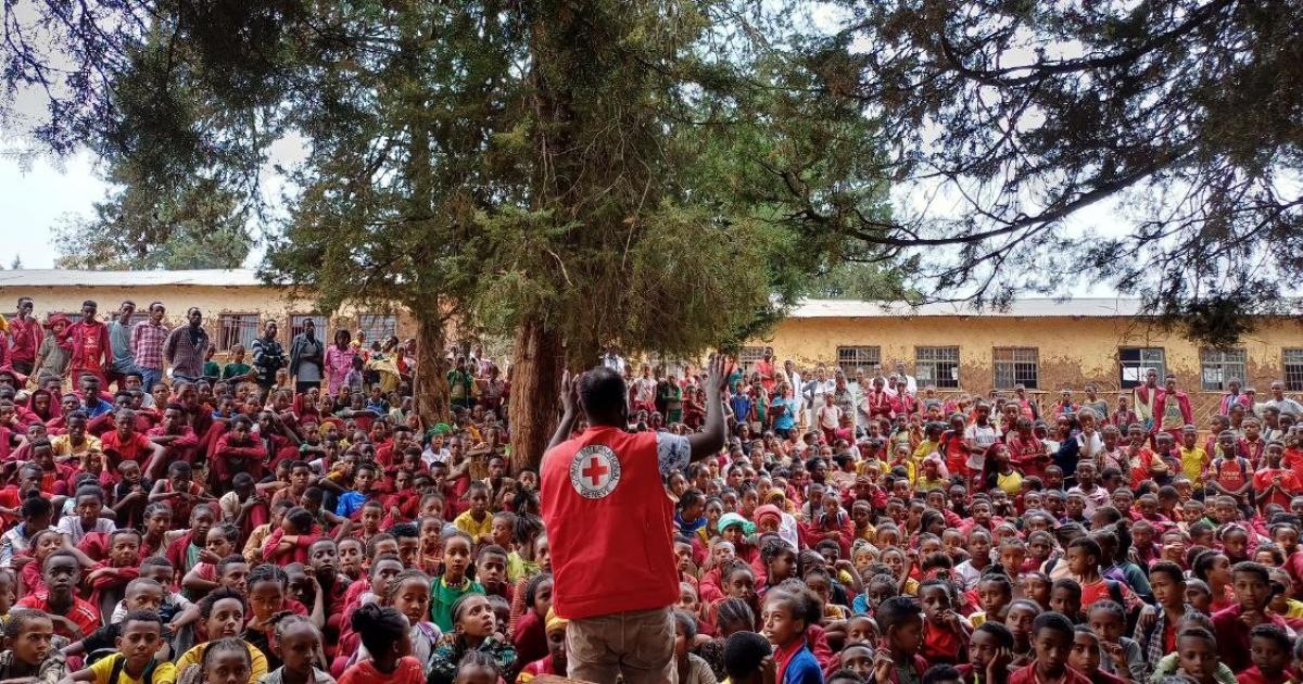 Ethiopia: Raising awareness about weapon contamination among schoolchildren in Oromia