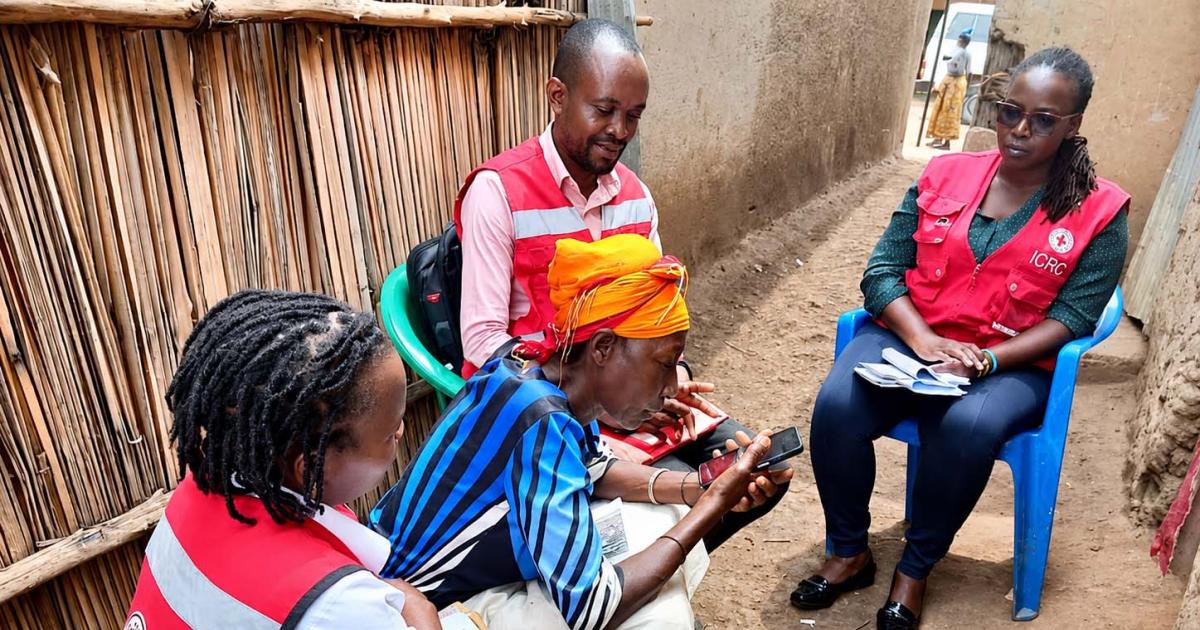 Thirty-one years apart: A mother and son find each other again