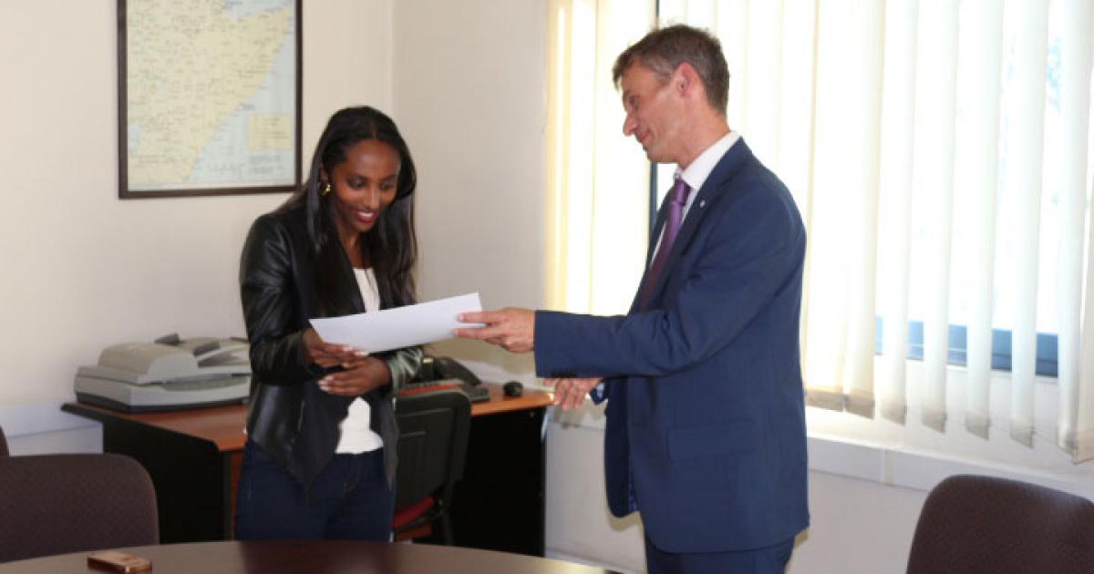 Who does ihl protect picture