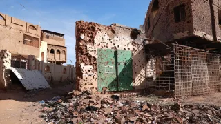Vista de edificios destruidos.