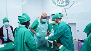 ICRC Surgical team operating on one of the war wounded in Atbara hospital