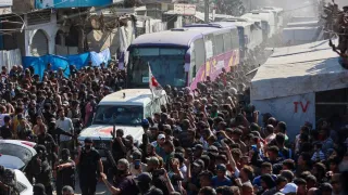 Gaza ceasefire release hostages October 2025