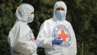 ICRC forensic staff in Ukraine