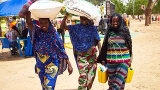 In response to malnutrition affecting populations in Kolofata (Far North) impacted by the armed conflict, 1,295 people received food aid.