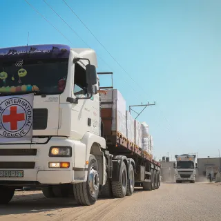 ICRC_A consignment of vital intensive care equipment and supplies was delivered to Gaza’s hospitals by the ICRC_Photo: Mahmoud Mashharawi