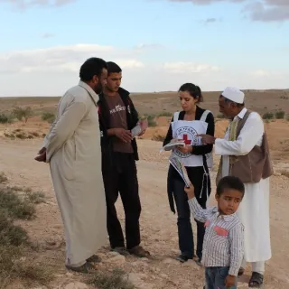 ICRC_Individual receiving ICRC economic support in Benghazi, Libya