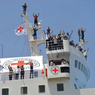 ICRC_Updated commentary on second Geneva Conventions