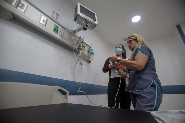 CICR%20en%20Venezuela.%20Entrega%20de%20sala%20de%20trauma%20shock%20en%20Hospital%20Perez%20Carre%C3%B1o%20%2849%29