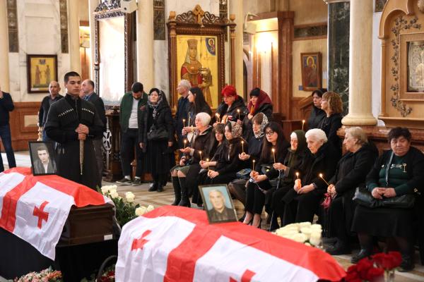 Georgia: Remains of six people missing in connection with 1992–93 armed conflict handed over to families 1 Sameba.%2013%20MAR%202025.%20Hand%20over%20of%20remains