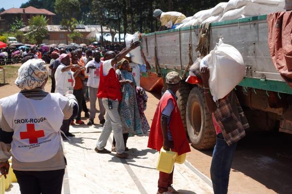 DR Congo: The ICRC suspends food aid for displaced people in Kanyabayonga
