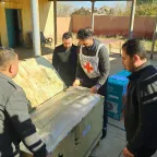 ICRC distributing materials to the Veterinary Clinic of Rawa in West Anbar.