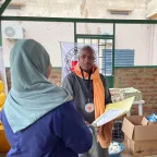 Remise d'attestation à une détenue