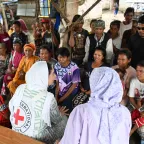 Hiro Yabusaki, head of Cotabato subdelegation, speaks with conflict-affected indigenous people in Datu Hoffer, Ampatuan, Maguindanao del Sur