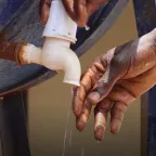 disinfecting-hands-and-feet_cholera-treatment-centre-in-Gedaref-State