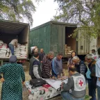  Agstafa district. With the support of the Azerbaijan Red Crescent Society, the ICRC staff of Barda Sub-Delegation distributes fertilizers to the residents of Tatli and Yaradullu villages to help increase harvesting. 