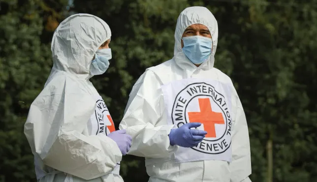 ICRC forensic staff in Ukraine