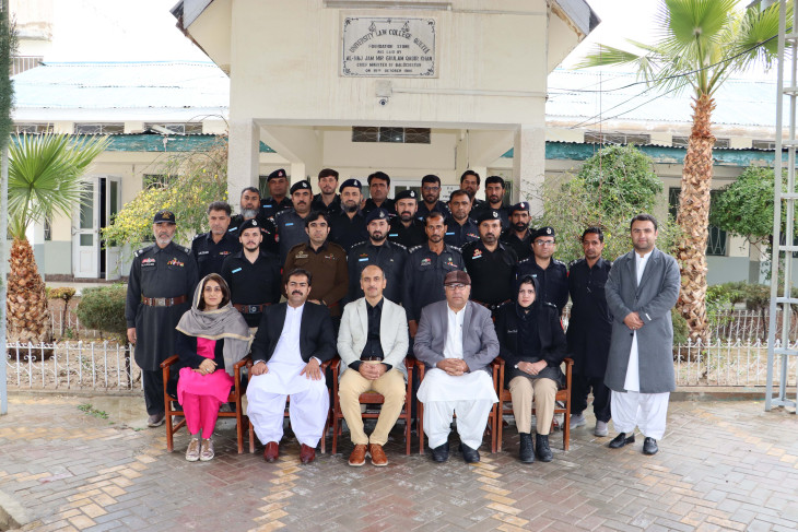 A group photo of participants and ICRC staff