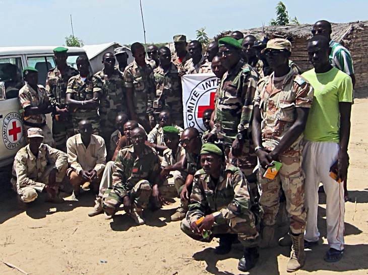 The ICRC regularly briefs deployed military personnel on the basics of IHL.