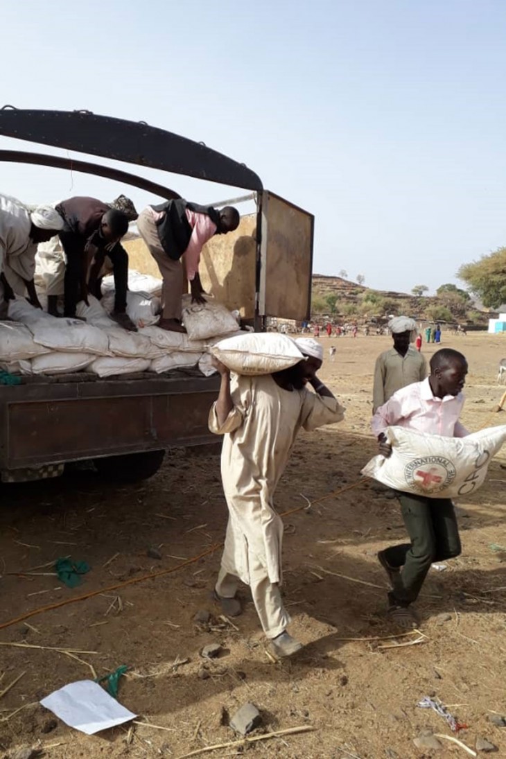 كيف تدعم الخدمات اللوجستية العمل في السودان اللجنة الدولية للصليب الأحمر