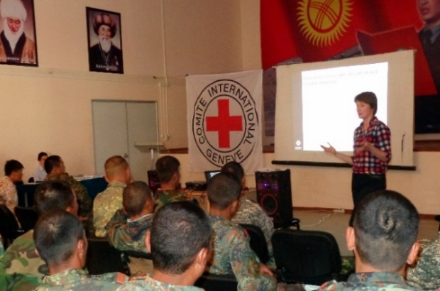 Briefing session for MoD officers in Batken.