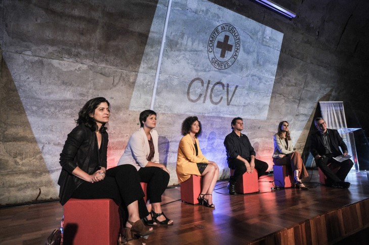 Finalistas do Prêmio CICV de Cobertura Humanitária Internacional em roda de conversa