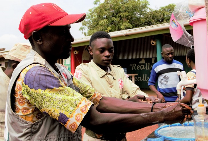 hand_washing_DR_congo_ebola