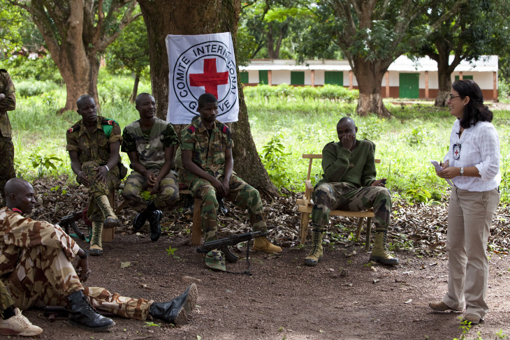 Province du Haut Mbomou, ville d'Obo. Séance de diffusion de Droit International Humanitaire à des membres des Forces Armées centrafricaines, FACA